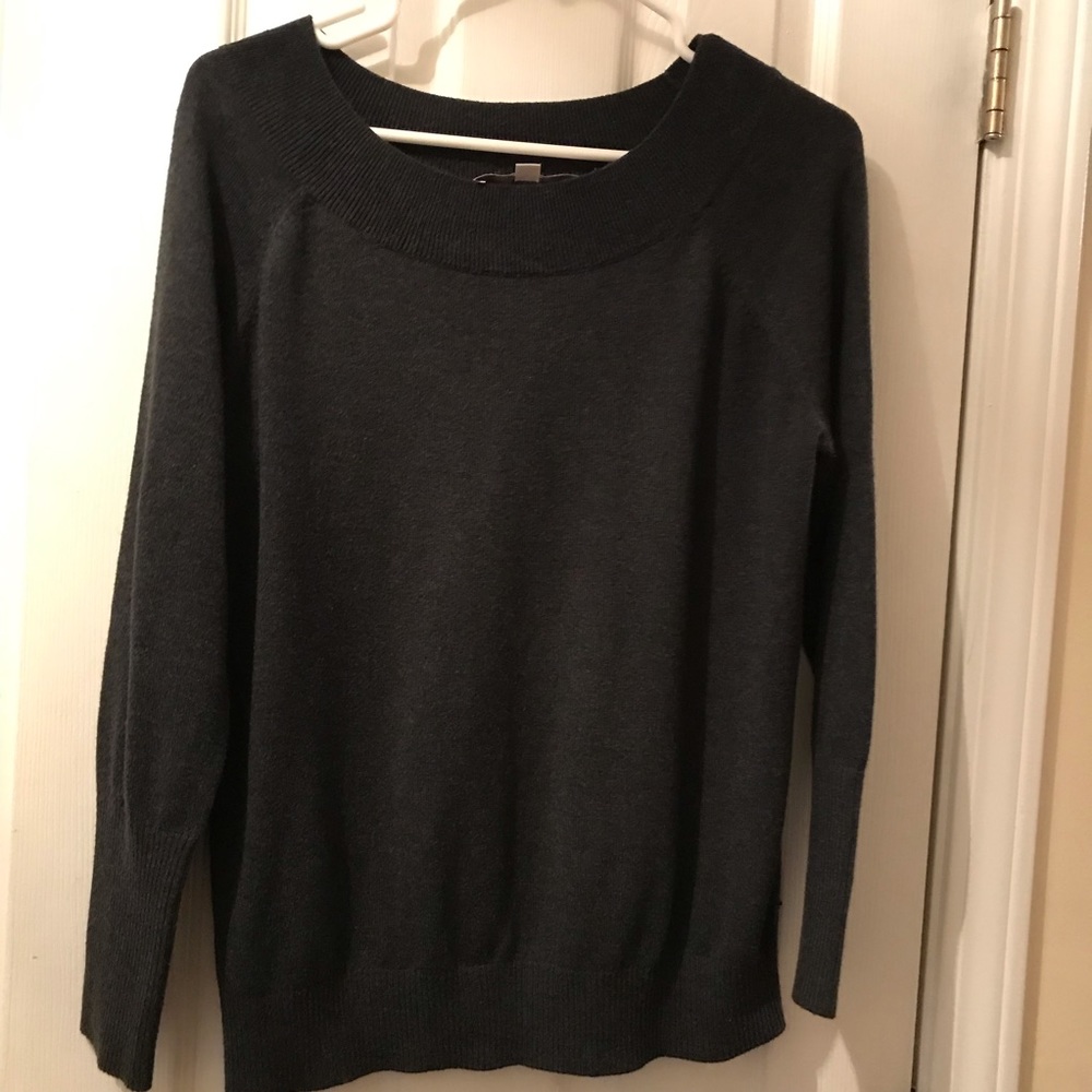 Loft xl charcoal sweater.